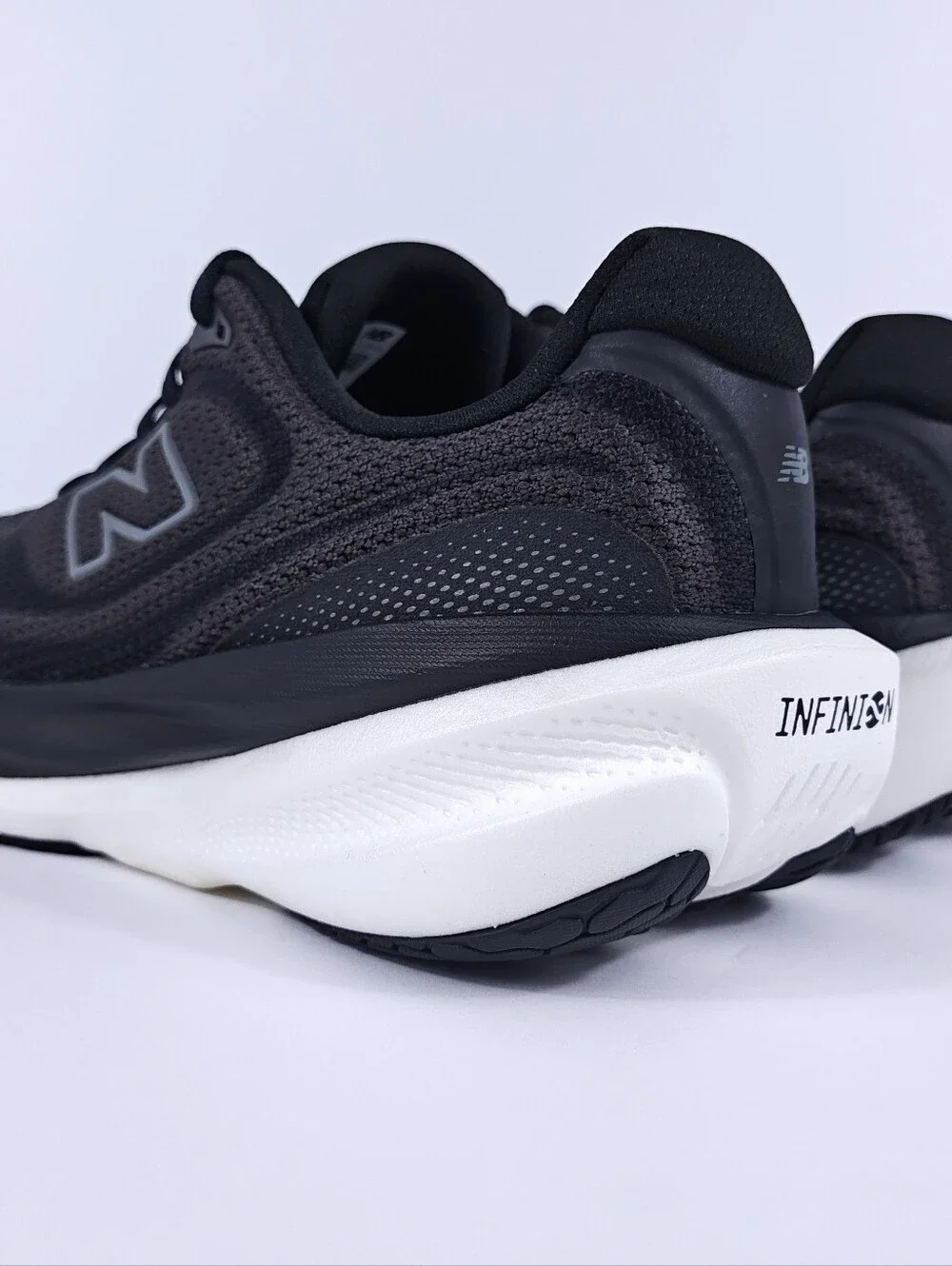 New Balance 1080v15 Womens 7.5 Wide Max Cushion Neutral Running Shoes Black